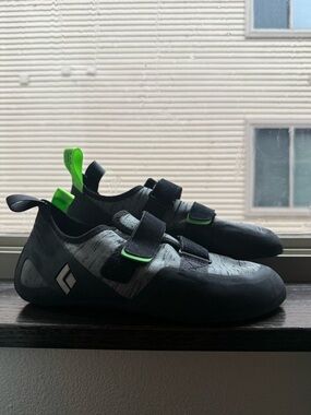 Black Diamond Mens Climbing Shoes in Black and Neon Green